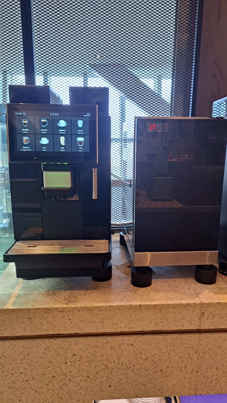 【搶先貨】Dr.Coffee Coffee Express 全自動咖啡機 (歡迎加LINE ID:philip07212)優惠洽詢