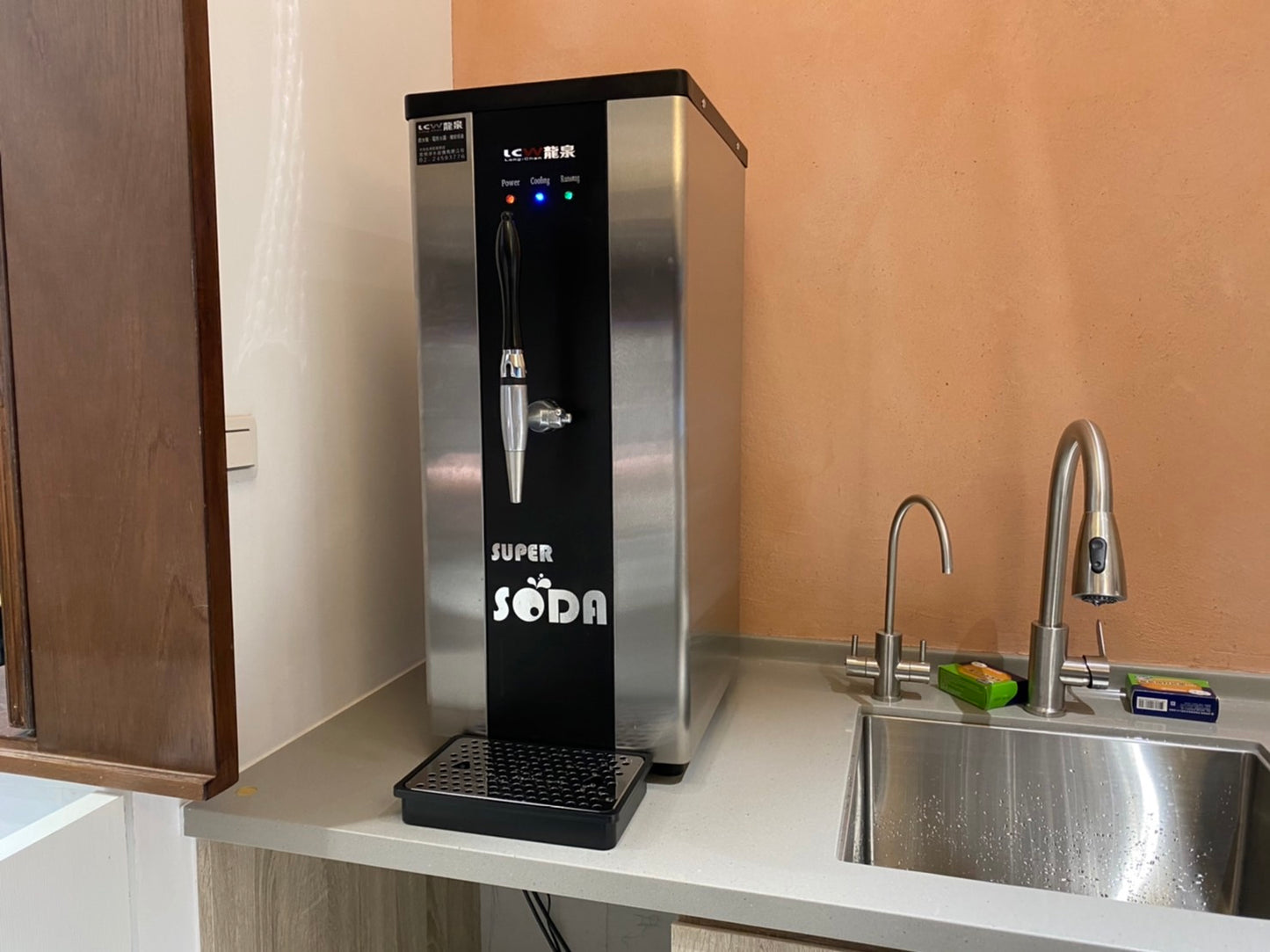 【氣泡水機新趨勢】經濟型商用氣泡水機 ---來電即享優惠價
